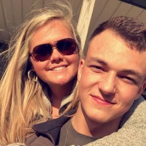 Meet your Posher, Blaine